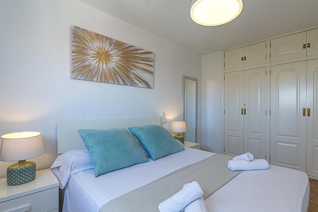 Lovely Flat On The Beach - Awesome View Alicante Zewnętrze zdjęcie