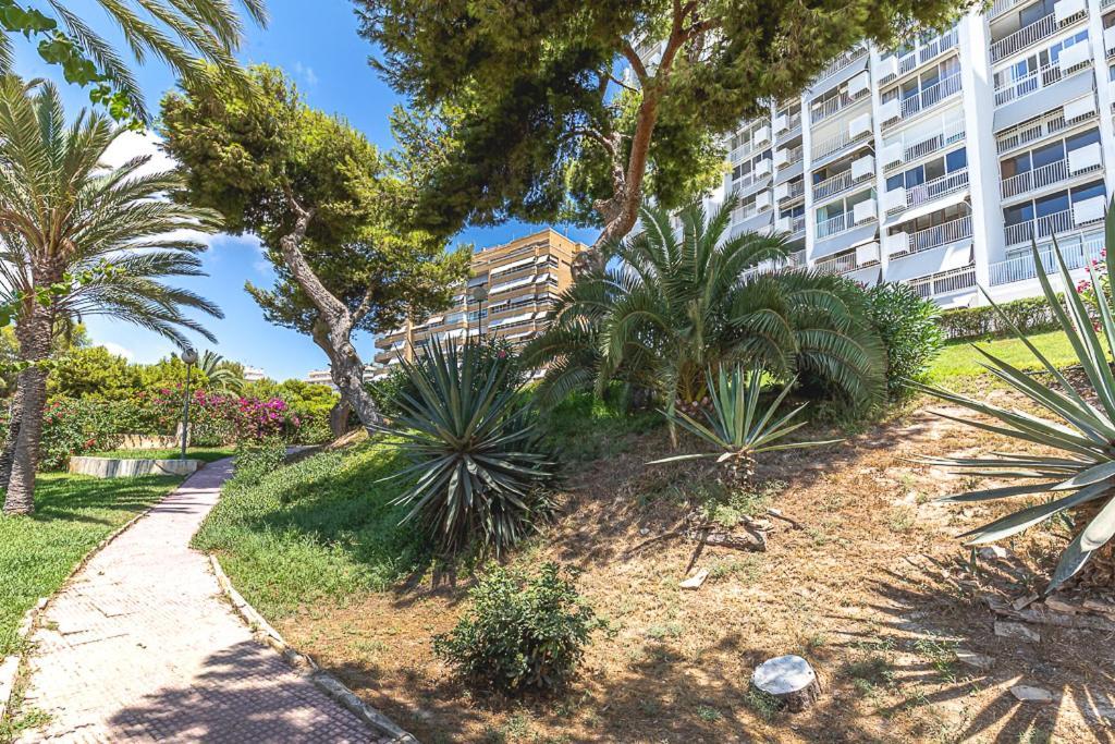 Lovely Flat On The Beach - Awesome View Alicante Zewnętrze zdjęcie